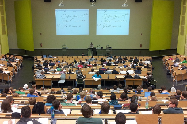 大學教育|數據采集加固便攜機應用案例