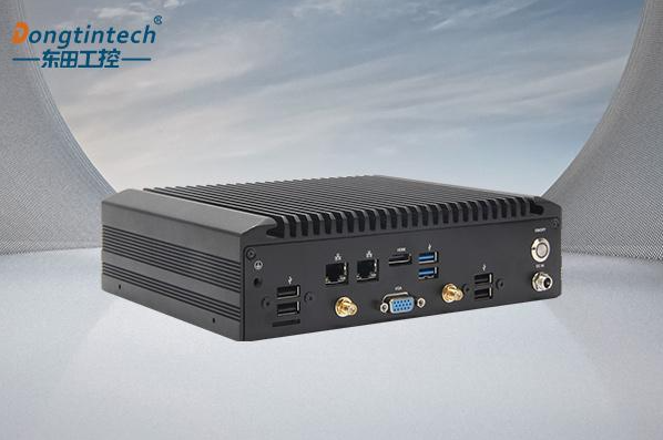 東田北京嵌入式北京工控機.png